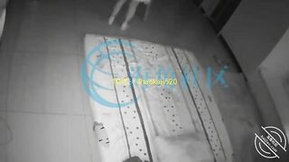 Check cam thấy chồng và chị dâu địt nhau trong phòng ngủ