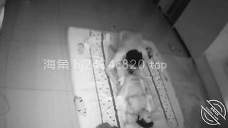 Check cam thấy chồng và chị dâu địt nhau trong phòng ngủ