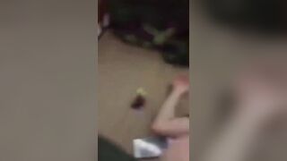 Làm tình cùng em nhân viên quán hát