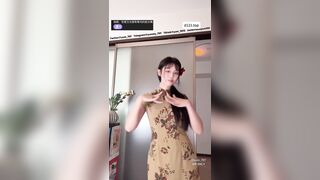 gái xinh trung quốc nhảy nude kiêu dâm
