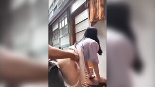 hết tiền em sinh viên cho chủ trọ đụ để trả tiền phòng cuối tháng
