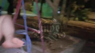 E idol X bán quạt Sugar Ree lồn to dâm đãng show lồn thủ dâm public cùng bạn thân