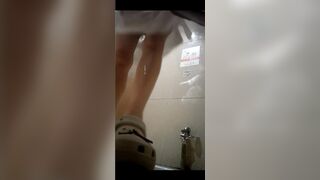 🔥NÓNG quay lén tiểu thư nhỏ nhắn xinh xắn đi đái cực kì đáng yêu