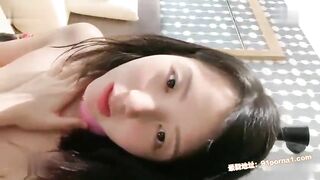 Má thằng này sướng thật chịch được em gái siêu ngon lồng không không nữa