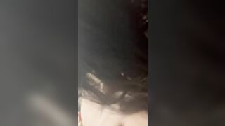 Em Nằm Xem Phim Mà Để Cặp Bưởi Thế Kia Phải Đè Ra Chịch Thôi