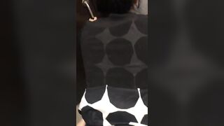 đang giờ làm mà lên cơn nứng thì phải làm sao