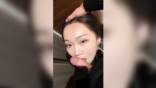 Em bảo đăng lên mạng thì che mặt em đi mà anh đã che rồi nhưng không hết 2