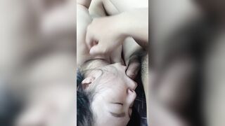 bé người yêu cũ chốn chồng để gặp anh