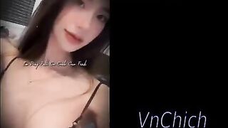 Hà Quỳnh Trang cô bé quàng khăn có cặp vú siêu phẩm lộ clip sex với bạn trai (Full Cl 2