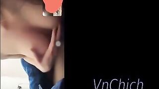 Hà Quỳnh Trang cô bé quàng khăn có cặp vú siêu phẩm lộ clip sex với bạn trai (Full Cl 2