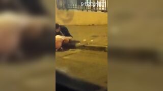 Cặp đôi điên loạn cởi quần bú cu quan hệ tình dục giữa đường khi đêm vắng