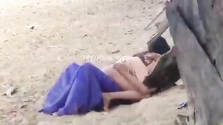 Quay lén 2 em sinh viên địt nhau ở bãi cát dâm đãng kích thích siêu dâm
