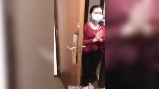 Đi masage lạnh mạnh mà tê hết cả cặc dâm đãng