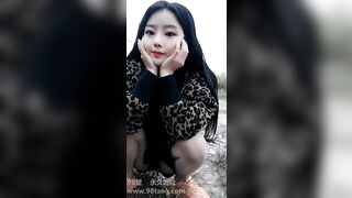 E gái mặc áo da báo livetream show hàng mang lồn cho mấy bác già trg xóm đụ tậpthể p1