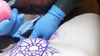 Vừa Lút Cán vừa xăm Lồn cho e Gái Xinh Chảy đầy dâm thủy ướt hết Giường