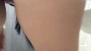 Khốn nạn, Quay lén Chị Vợ Đi Đái Lồn To Múp Rửa Lồn