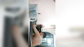 A họ suốt ngày ở nhà gạ tình e gái xinh đẹp cuối cùng e cũng đến cơn nứng và lụm đc e