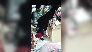 Chồng phát hiện vợ mình lén ngoại tình địt nhau dâm đãng kích thích