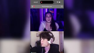 Teen show vú cho trai lạ trên omegle
