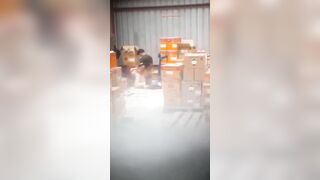 Cận cảnh cặp đôi trốn chồng vào công ty chịch nhau