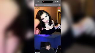 Teen chubby show vú to trên omegle