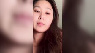 bé sinh viên trong bộ đồ lót dâm dục cưỡi muốn gãy cái chim anh