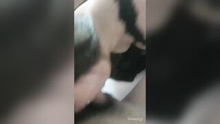 Bạn thân kêu vạch cu ra cho nó coi thử