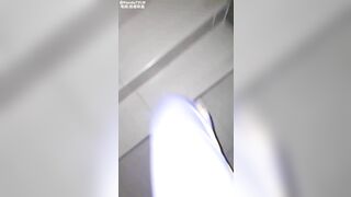địt bé chuppy dâm dục ở cầu thang thoát hiểm chung cư