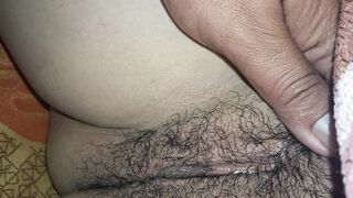 Lồn rỉ nước dâm