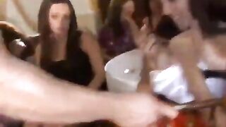 Máy em gái dâm lập club kiếm các em trai cặc to về chới địt nhau dâm đãng