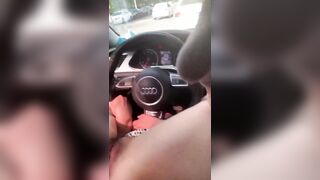 có tiền mua tiên cũng được - bé nữ sinh banh lồn cho anh ngắm trên xe