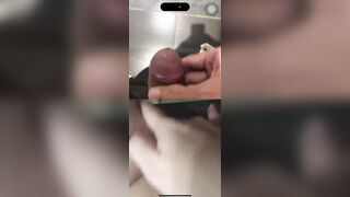 Call video thủ dâm cùng cô bạn thân