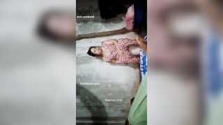 CHị vợ liếm lỗ đầu buồi em rể rất kỹ