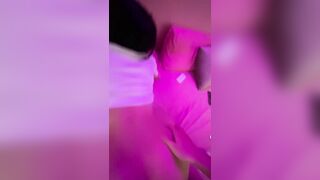bé học sinh lớp 12 không muốn anh đeo bao