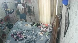 Camera Quay Lén Gái Mới Lớn Thay Đồ Vú Siêu Ngonnn