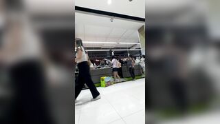 quay lén dưới váy bé học sinh người hàn - tập 2