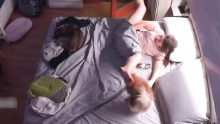 Chị gái khát tình thèm muốn nhưng không có đành phải móc