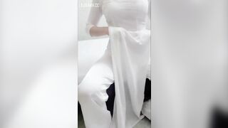 em học sinh lớp 11 mặc áo dài vào nhà nghỉ còn cho người yêu xuất trong