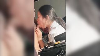 gạ bé học sinh lớp 12 cho xem vú ai ngờ...