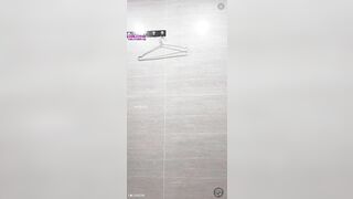 Từ trên xuống dưới đều là tuyệt phẫm thu hút mọi ánh nhìn