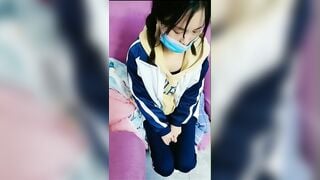 Gái Xứ Trung Bán Trinh Chịch Cái Bím Còn Trinh Quá Sướng Nhỉ P4