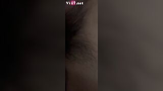 Anh xuất vô bướm em nhiều quá tràn cả ra giường 2