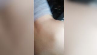 đưa em học sinh đi chơi em lên cớn nứng bắt anh tụt uần cho em bú giữa đường