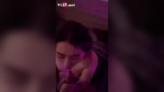 Đưa em đi some với bạn thân mà em sướng quá