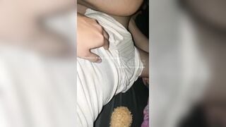 Lén Bóp Vú, Chọc Chim vào Chân con em Họ, Phá Trinh Lồn non djt Nhau cả đêm khi ngủ