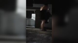 nguyện làm nô lệ cho chị em