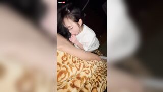 Đụ rau cực xinh mắc bệnh nghiền cặc