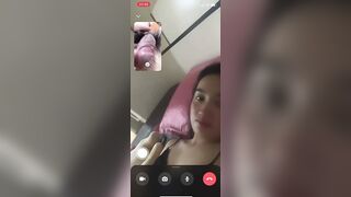cặp đôi học sinh yêu xa call sex cho nhau
