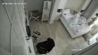 Ngày nào cũng ngắm em nó