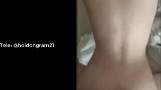 Clip Sex Chịch cho em lắc lư trên giường